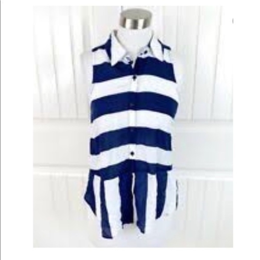 NWOT Splendid Women’s Casual Lightweight Blue White Striped Sleeveless Shirt
